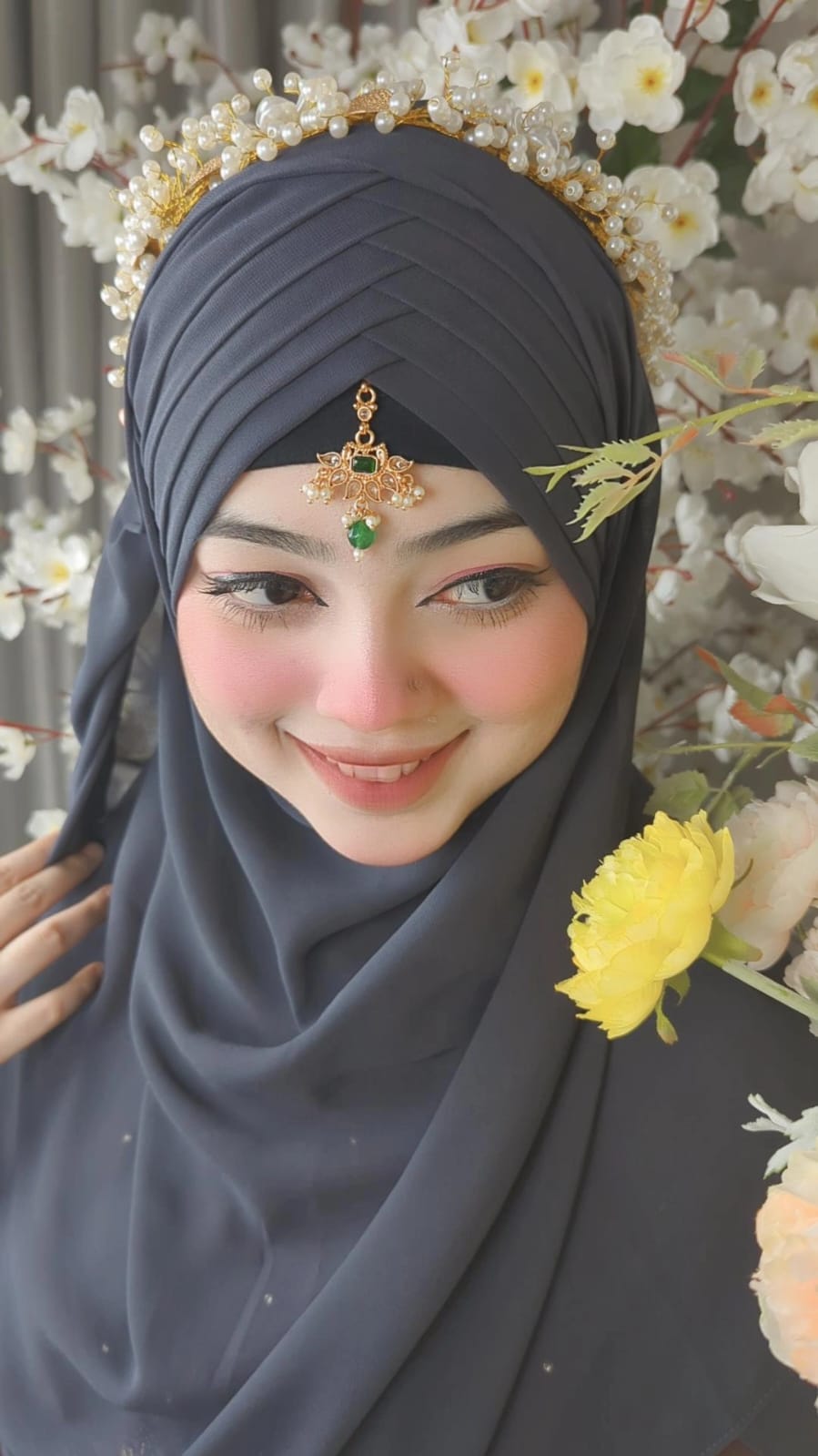 Hijab Code 14 - Image 4