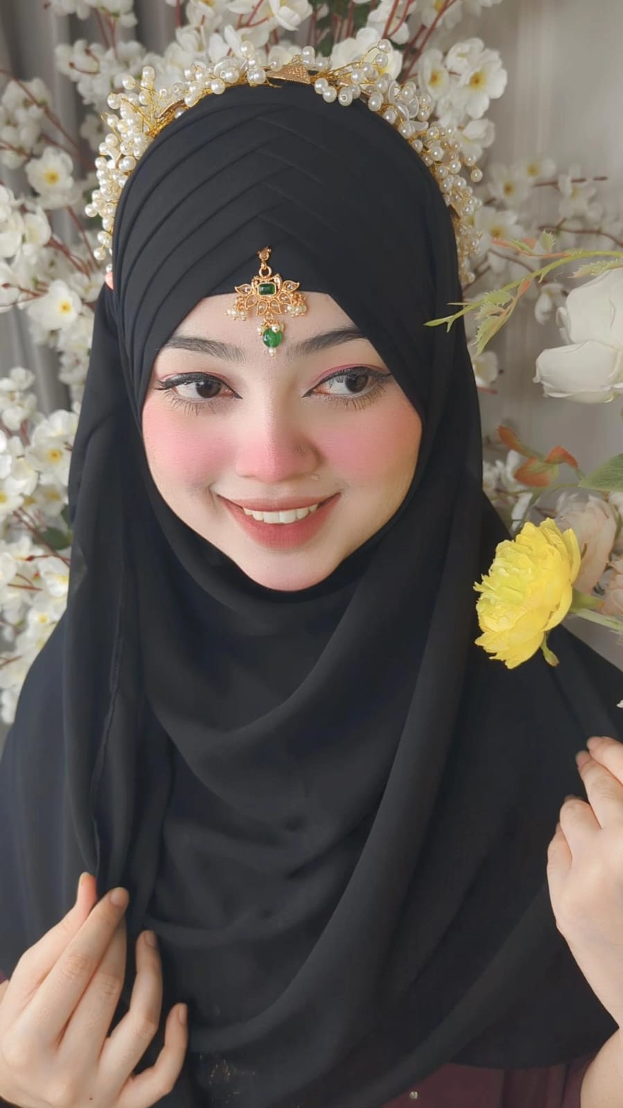 Hijab Code 14 - Image 7