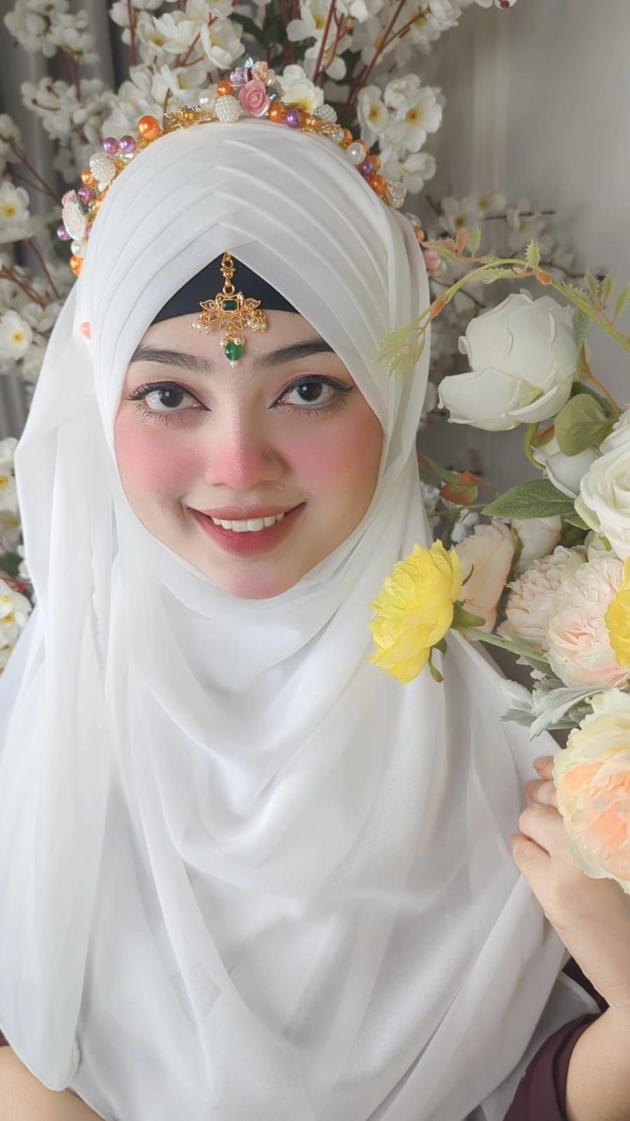 Hijab Code 14 - Image 24