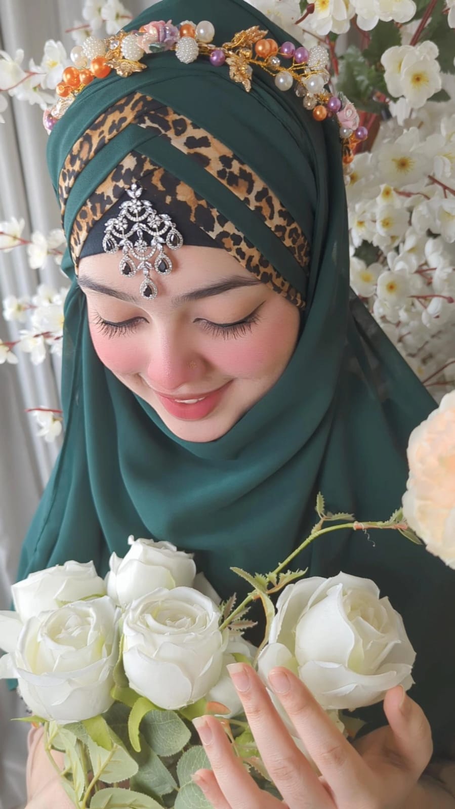 Tiger print Hijab - Image 9